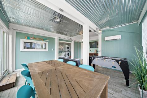 21623 Zachary Galveston TX 77554