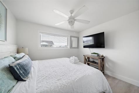 21623 Zachary Galveston TX 77554