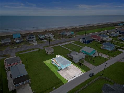 21623 Zachary Galveston TX 77554