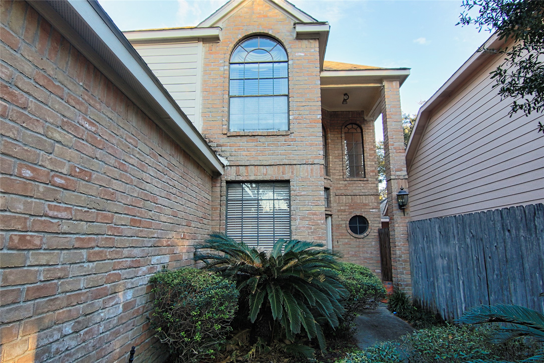 6890 Oakwood Grove Houston TX 77040