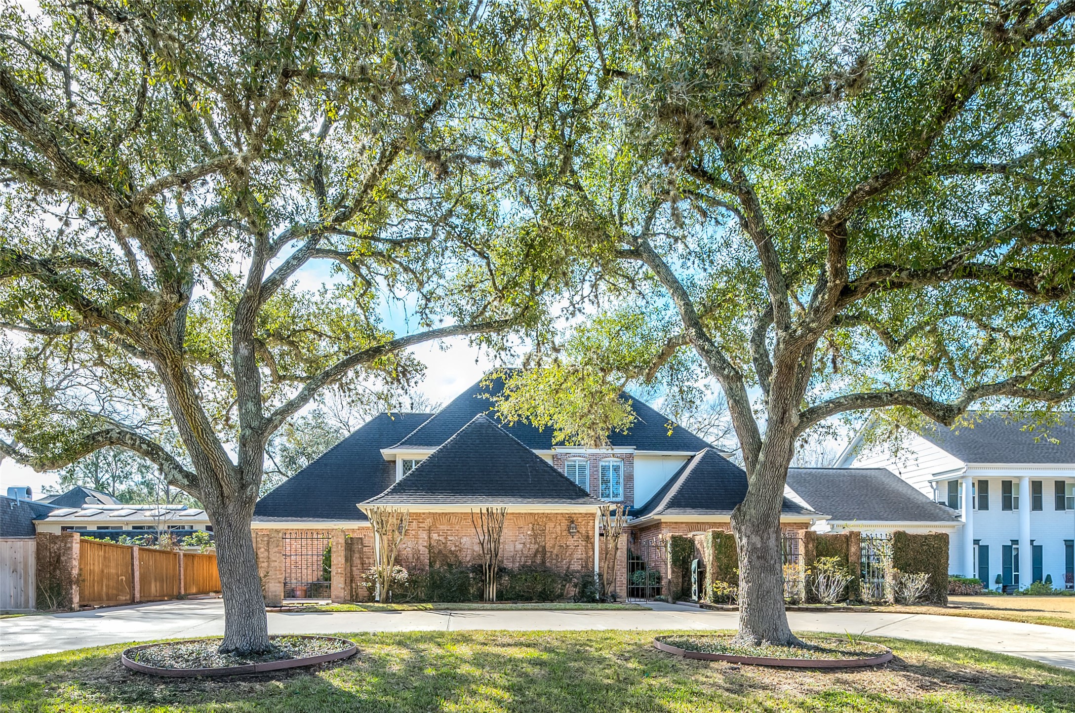 2710 Bristol Court Sugar Land TX 77478