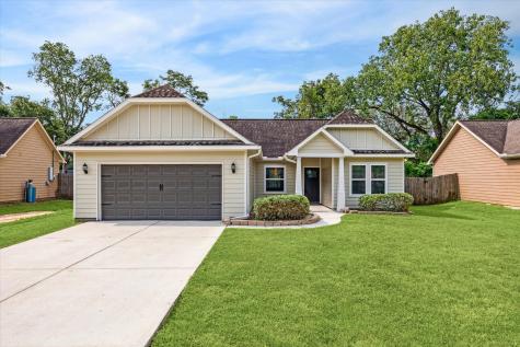 11921 22nd Street Santa Fe TX 77510