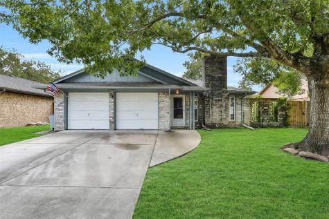 4311 Townes Forest Road Friendswood TX 77546