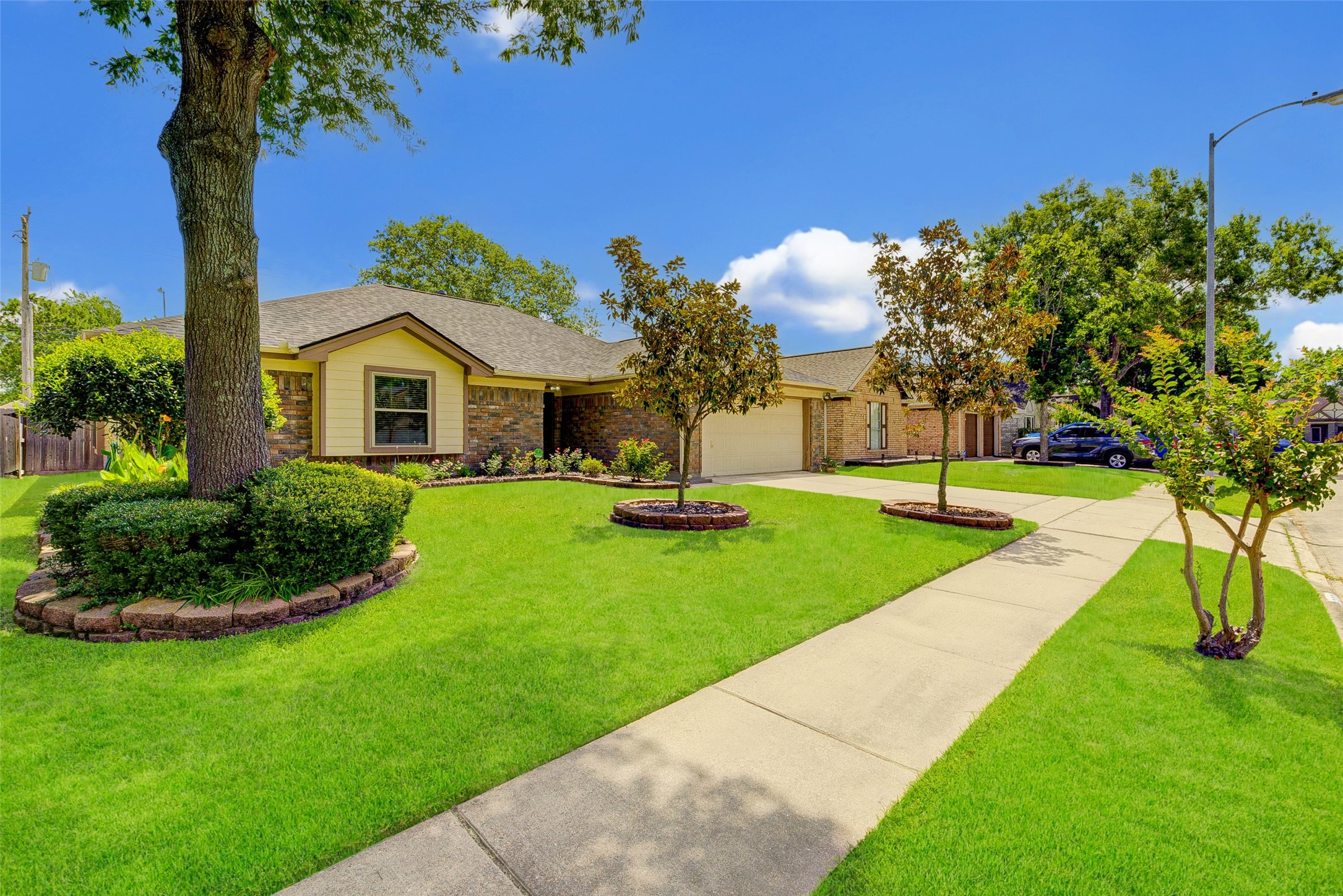 16031 Surrey Woods Drive Friendswood TX 77546