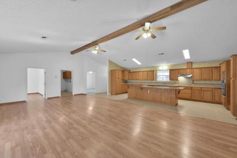 121 Magnolia Boulevard New Caney TX 77357