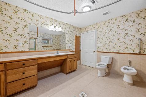 121 Magnolia Boulevard New Caney TX 77357