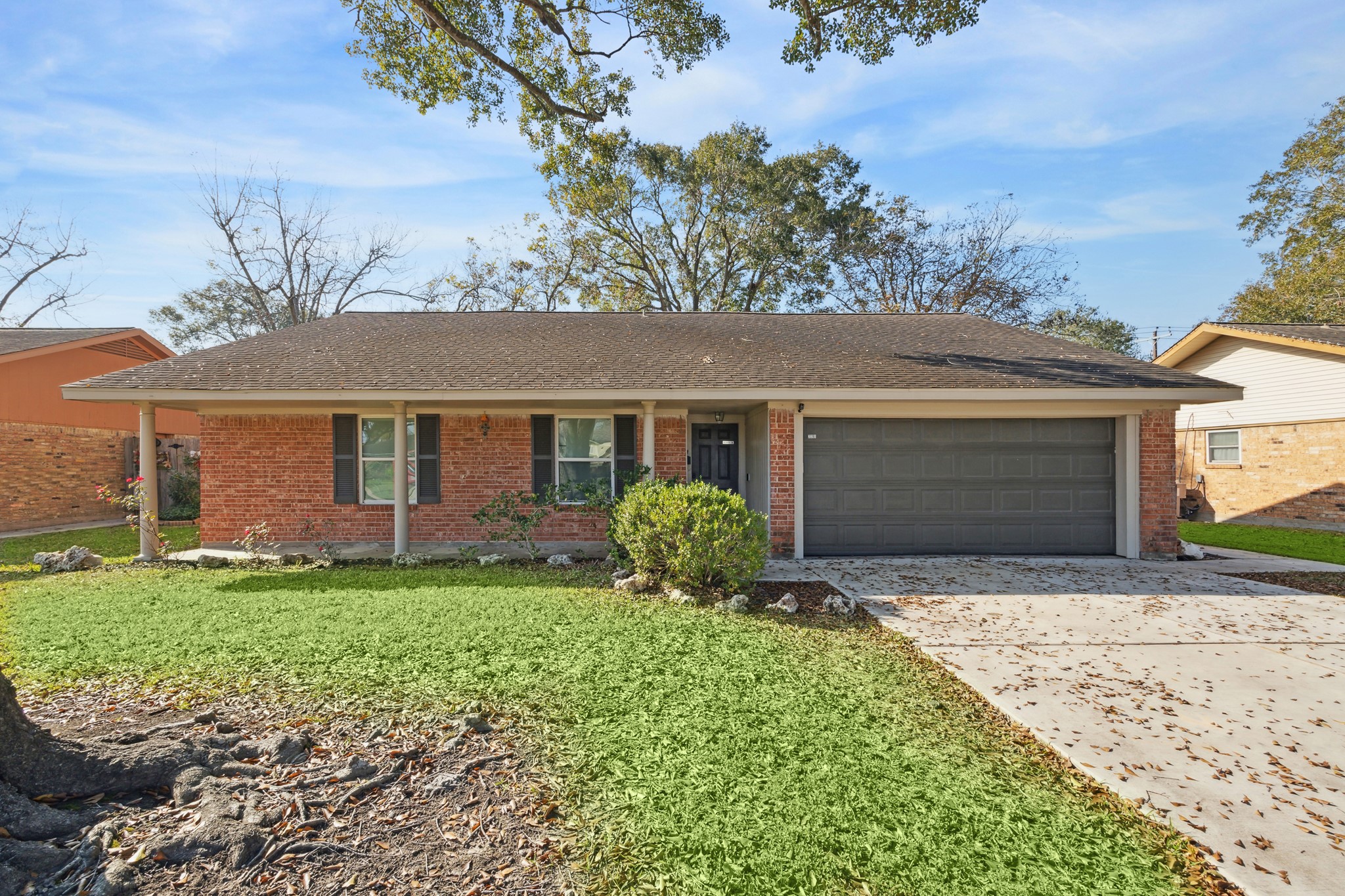 2210 Cedar Street Pearland TX 77581