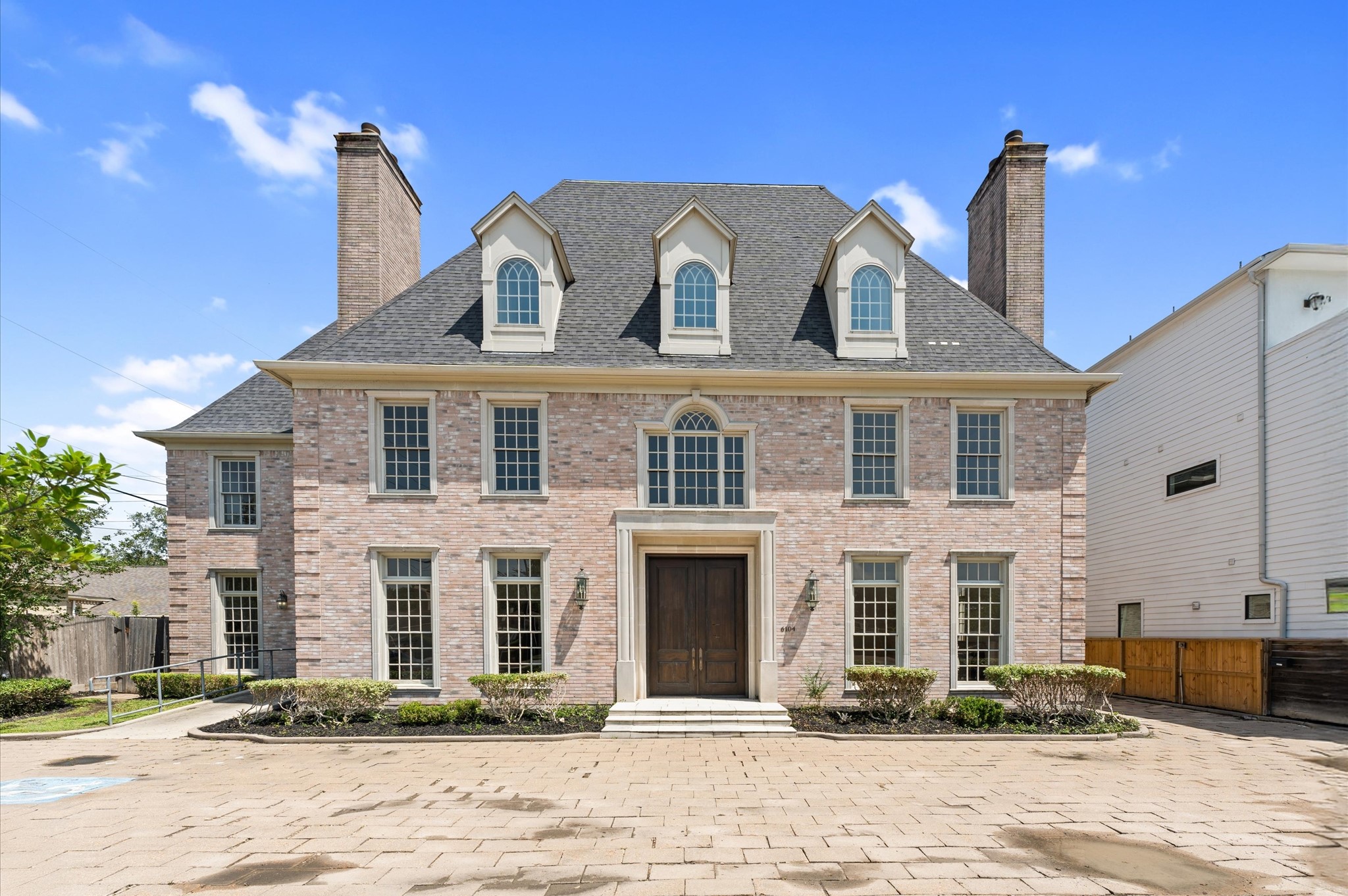 6104 San Felipe Street Houston TX 77057
