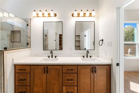 2503 Hazyknoll Lane Houston TX 77067