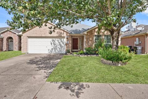 699 Rachel Street Alvin TX 77511