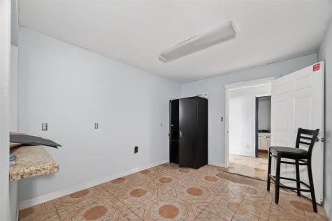 141 Campbell Avenue Pasadena TX 77502
