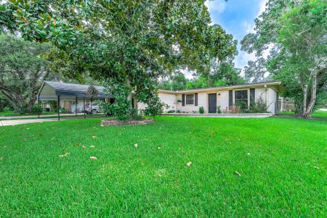 1217 Connie Street Alvin TX 77511