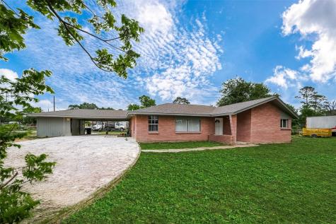 1235 Greenoak Drive Houston TX 77032