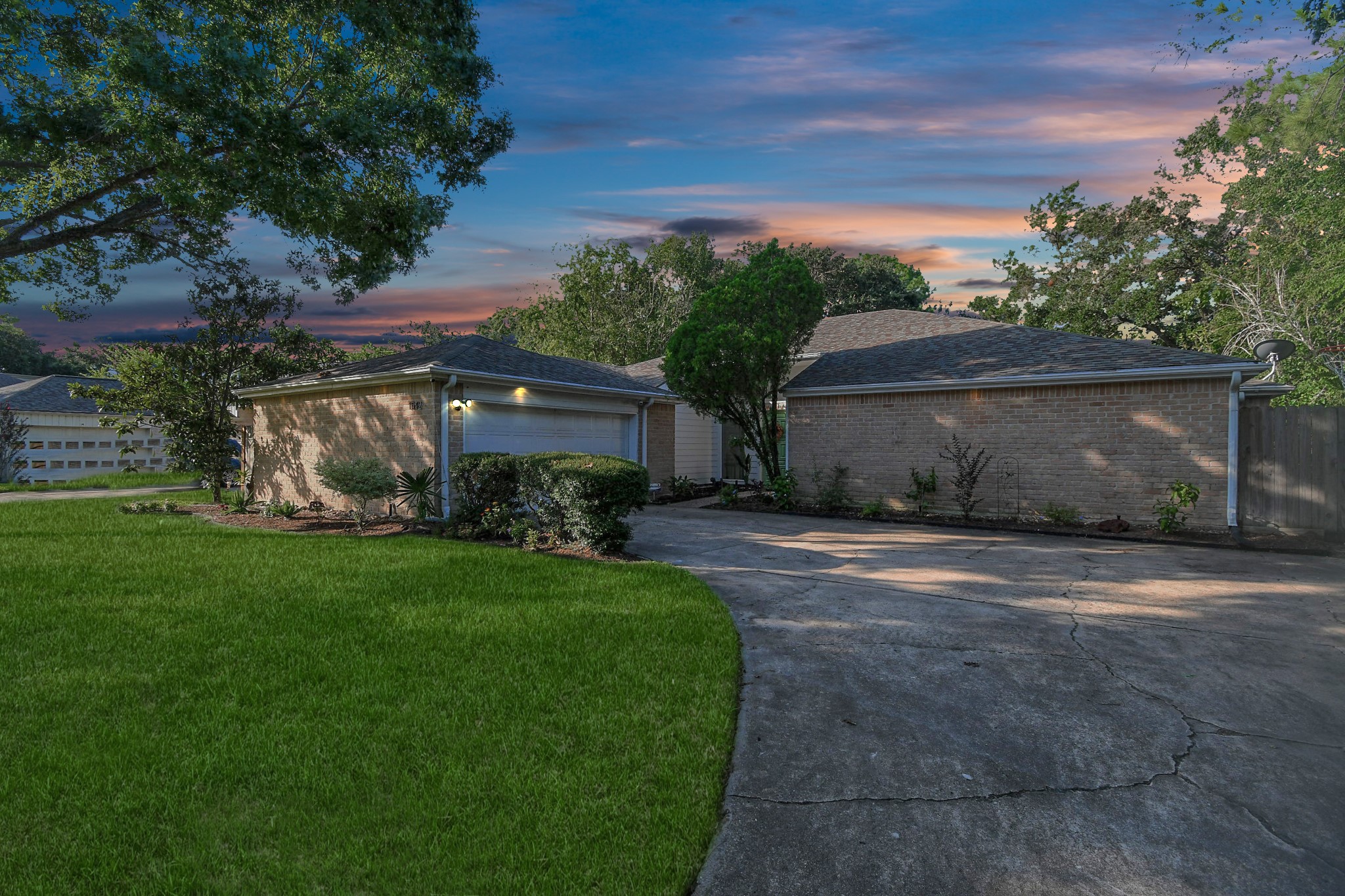 1542 Wood Lodge Drive Houston TX 77077