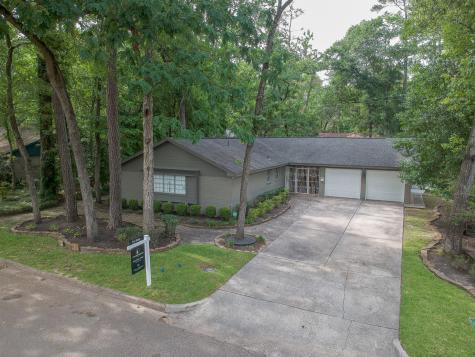 24 Woody Creek Drive Conroe TX 77301