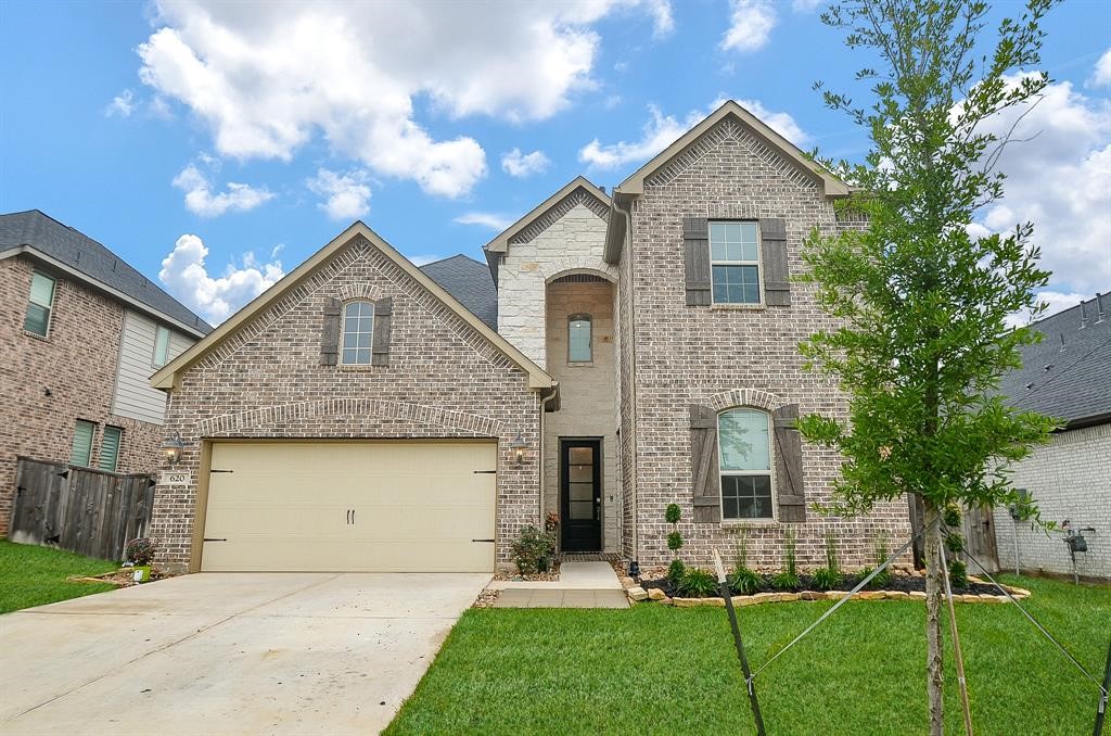 620 Cypress Bay Lane Pinehurst TX 77362