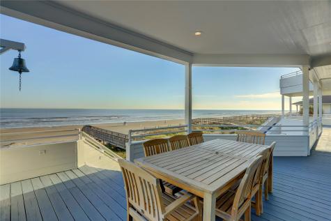18419 E De Vaca Galveston TX 77554