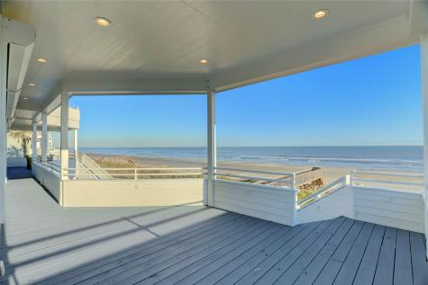18419 E De Vaca Galveston TX 77554