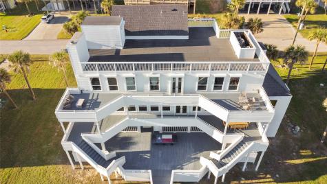 18419 E De Vaca Galveston TX 77554