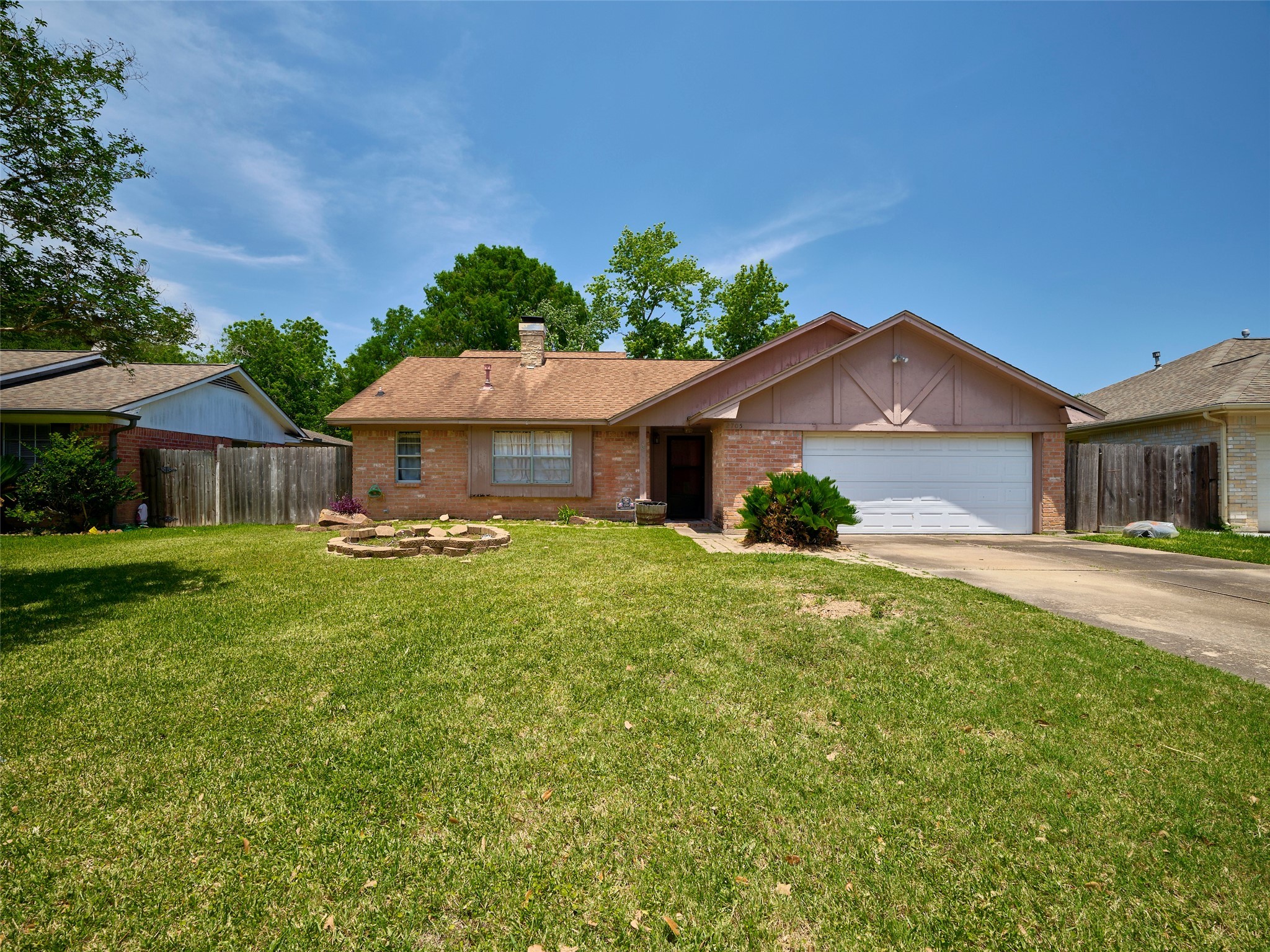 2705 Davis Avenue Rosenberg TX 77471