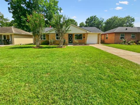 229 Red Ripple Road Houston TX 77076