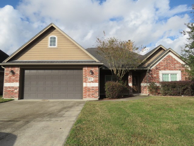 9256 N Sage Beaumont TX 77713