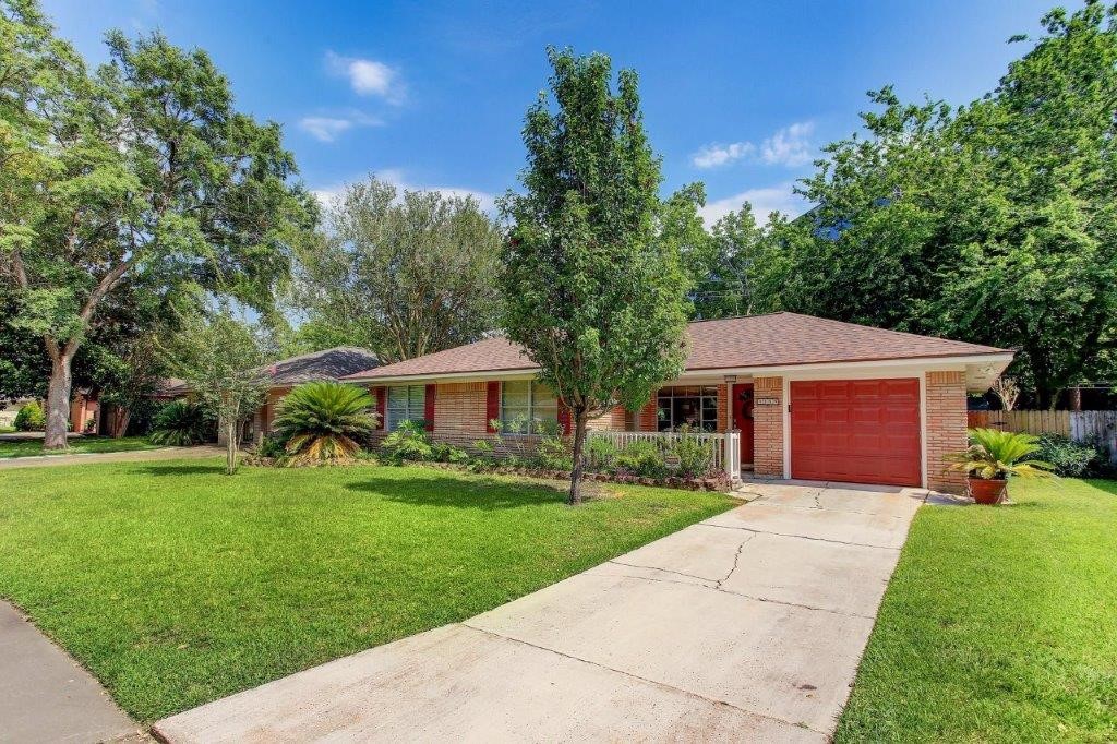 2119 Ansbury Drive Houston TX 77018