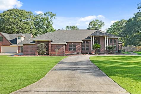 199 Holly Lane New Caney TX 77357