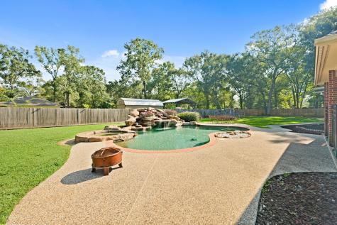 199 Holly Lane New Caney TX 77357