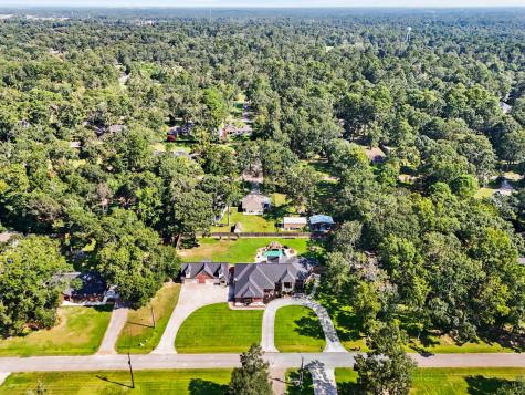 199 Holly Lane New Caney TX 77357