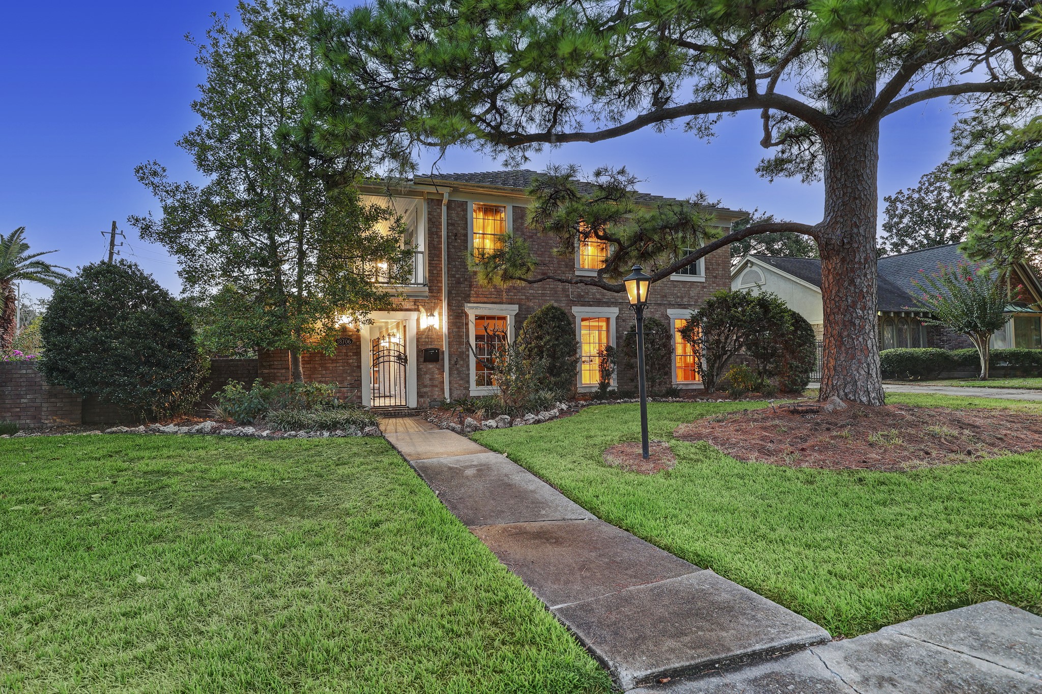 18706 Capetown Drive Houston TX 77058