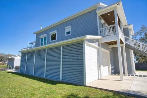 1493 County Road 291 Sargent TX 77414