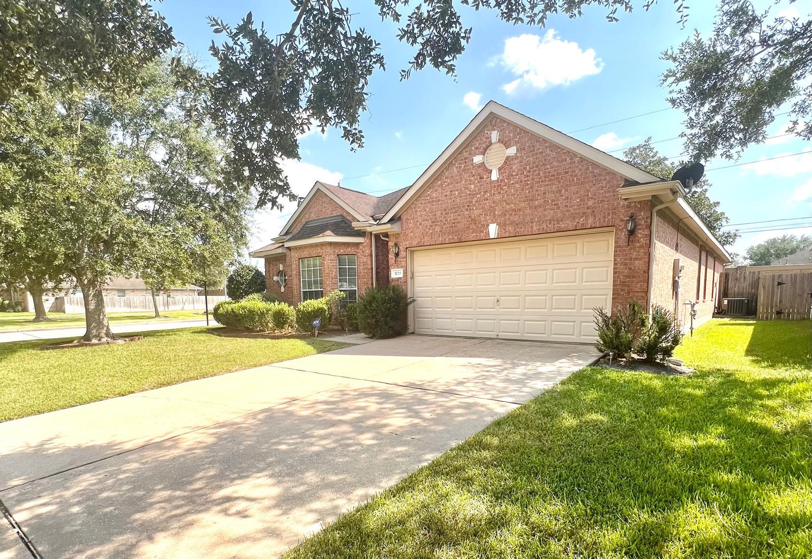 3226 Worthington Drive Pearland TX 77584