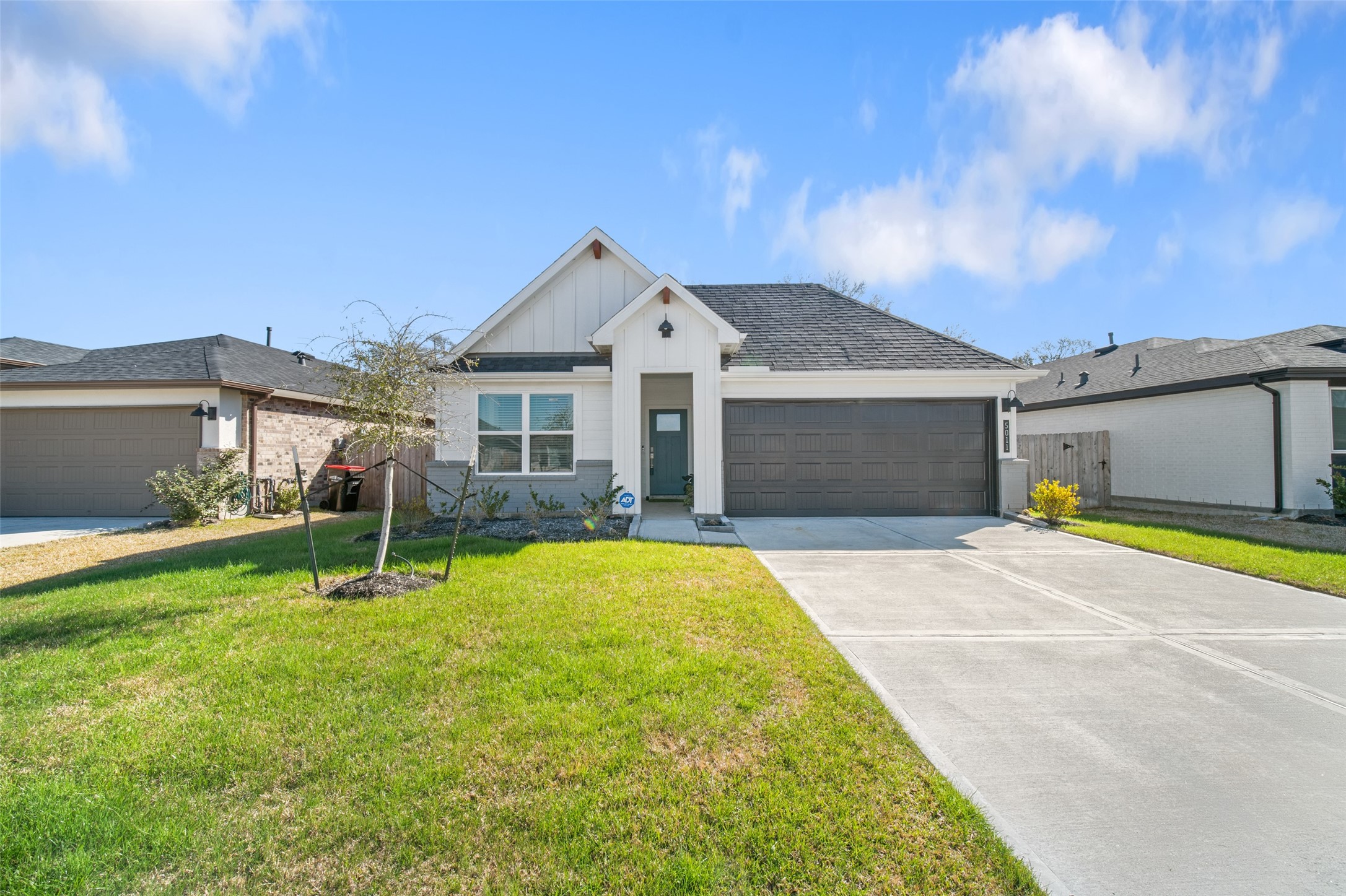 5011 Natchez Trace Fresno TX 77545