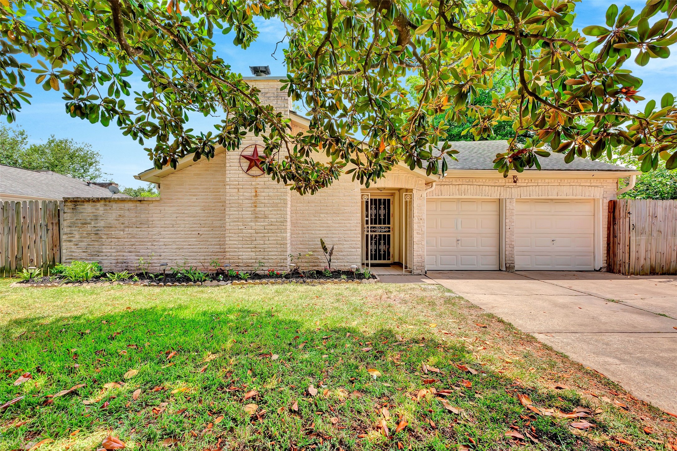 12215 Creekhurst Drive Houston TX 77099