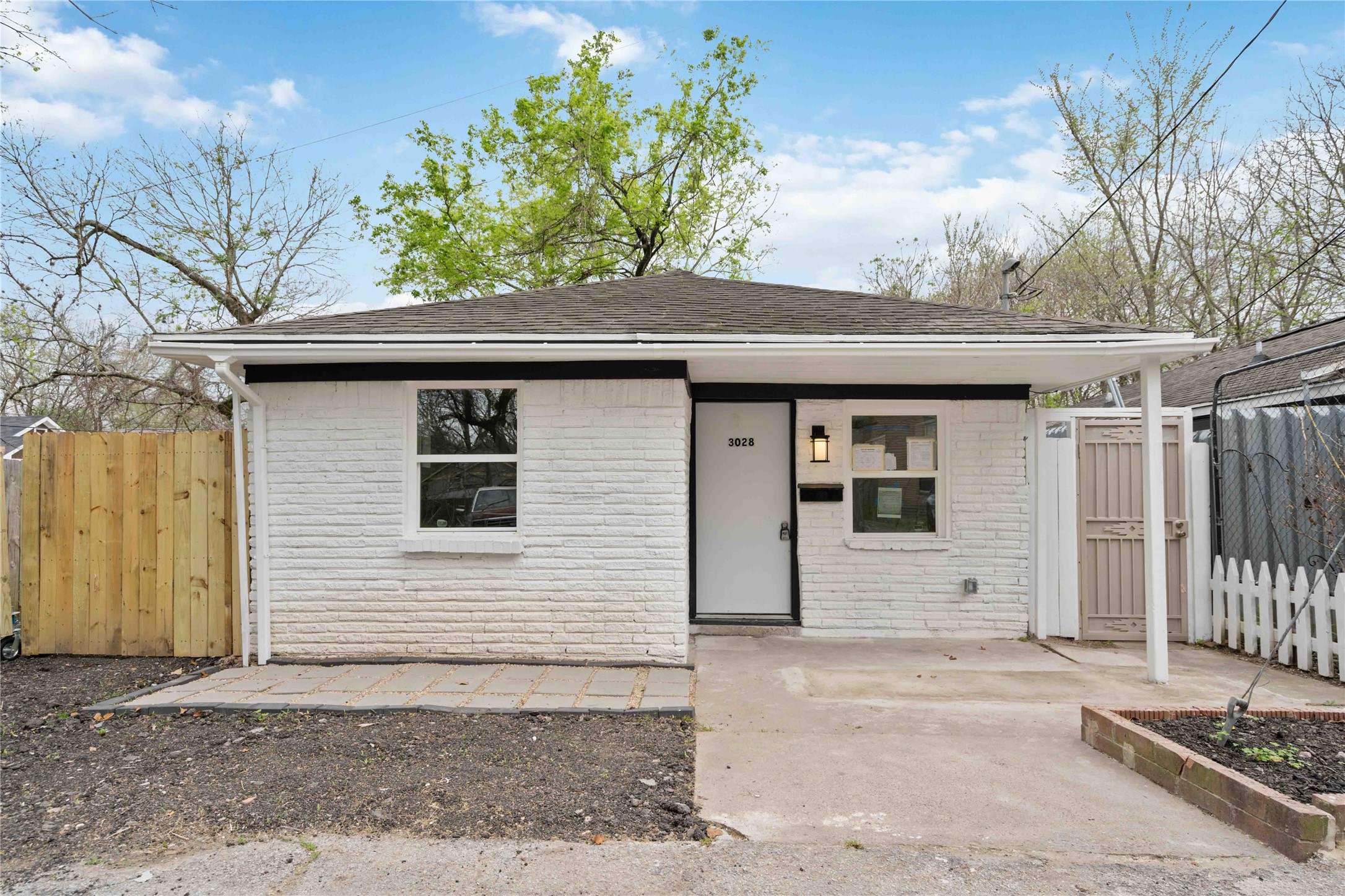 3028 Francis Street Houston TX 77004