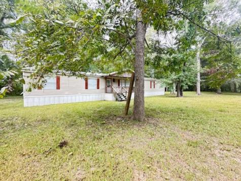 50 County Road 2612 Dayton TX 77535