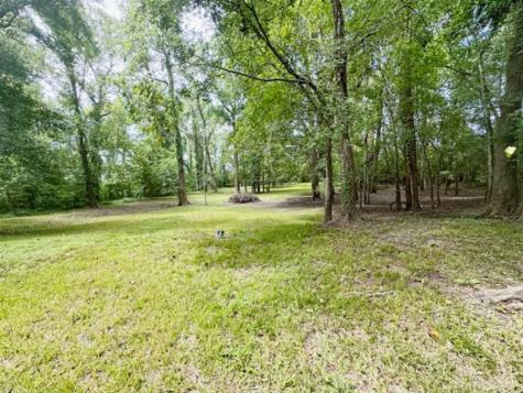50 County Road 2612 Dayton TX 77535