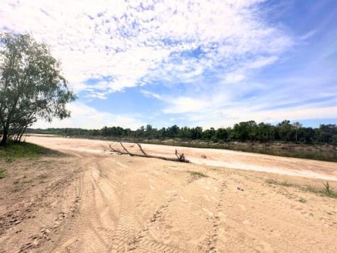 50 County Road 2612 Dayton TX 77535