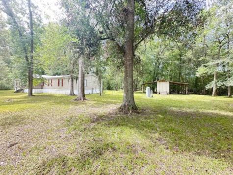 50 County Road 2612 Dayton TX 77535