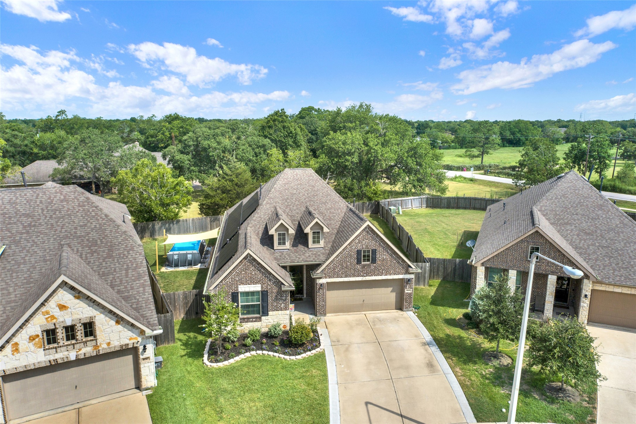 1648 Maggie Trail Drive Alvin TX 77511