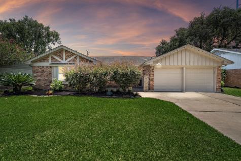 5475 Birdwood Road Houston TX 77096