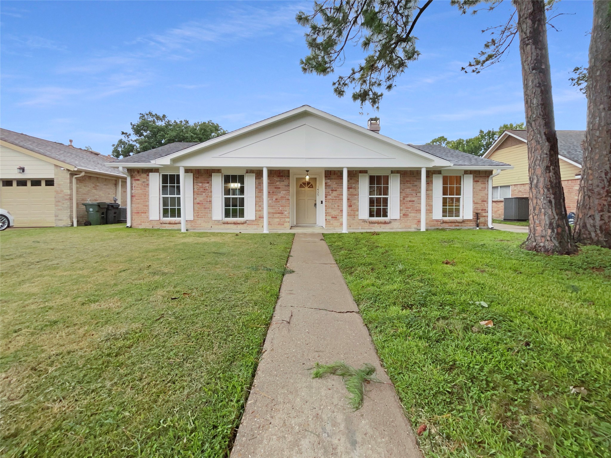 1439 Ashwood Drive Sugar Land TX 77498