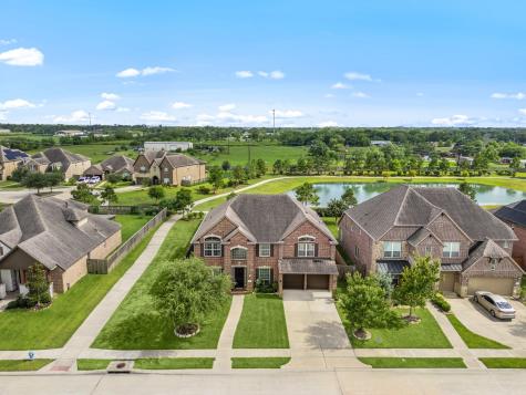 7422 Woodward Springs Drive Pearland TX 77584