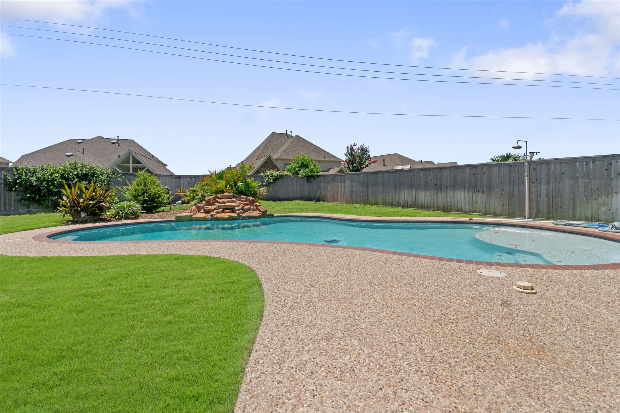 4803 Sabero Lane League City TX 77573