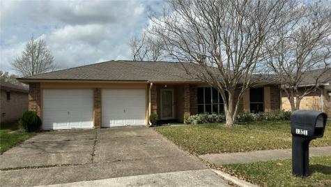 1331 Castle Glen Drive Houston TX 77015