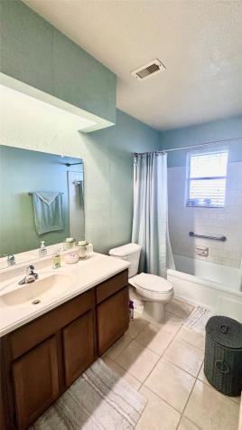 1331 Castle Glen Drive Houston TX 77015