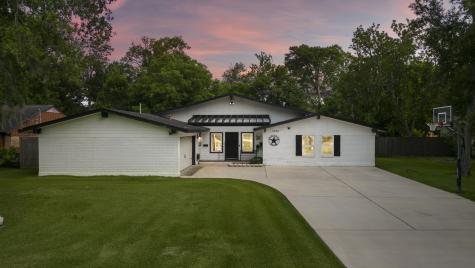 1325 Sunset Drive Dickinson TX 77539