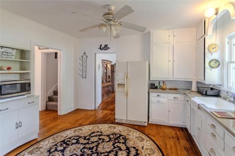 1707 S Day Street Brenham TX 77833