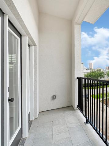 5617 Val Verde Street Houston TX 77057
